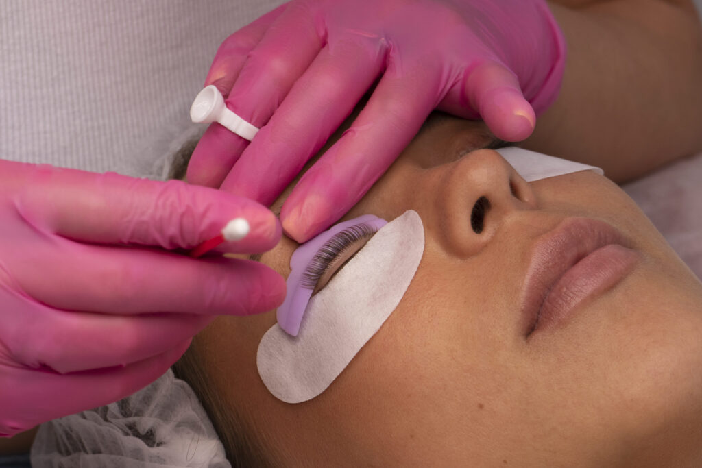 beauty salon in houston, TX 77098