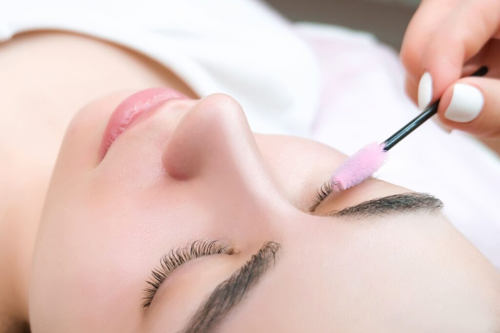 eyelash extension