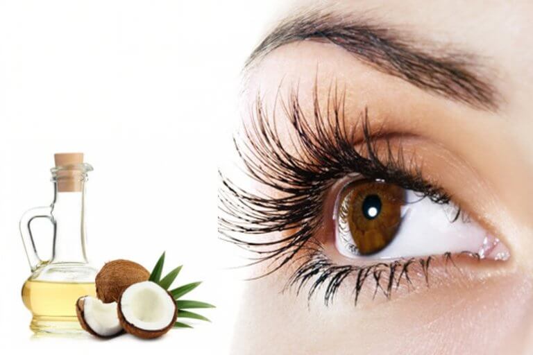 Eyelash Care with Coconut Oil
